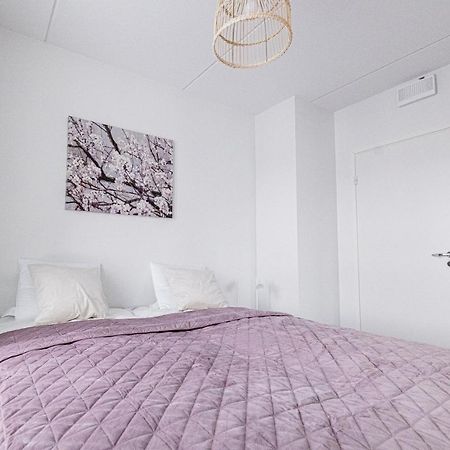 Apartment, Sleepwell, Nuutti トゥルク エクステリア 写真