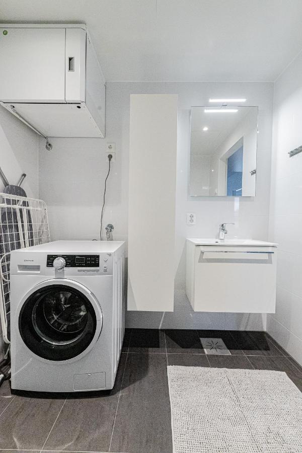 Apartment, Sleepwell, Nuutti トゥルク エクステリア 写真